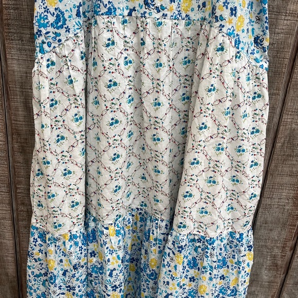 Playa Lucila spaghetti strap tiered bojo floral maxi dress - Picture 7 of 11